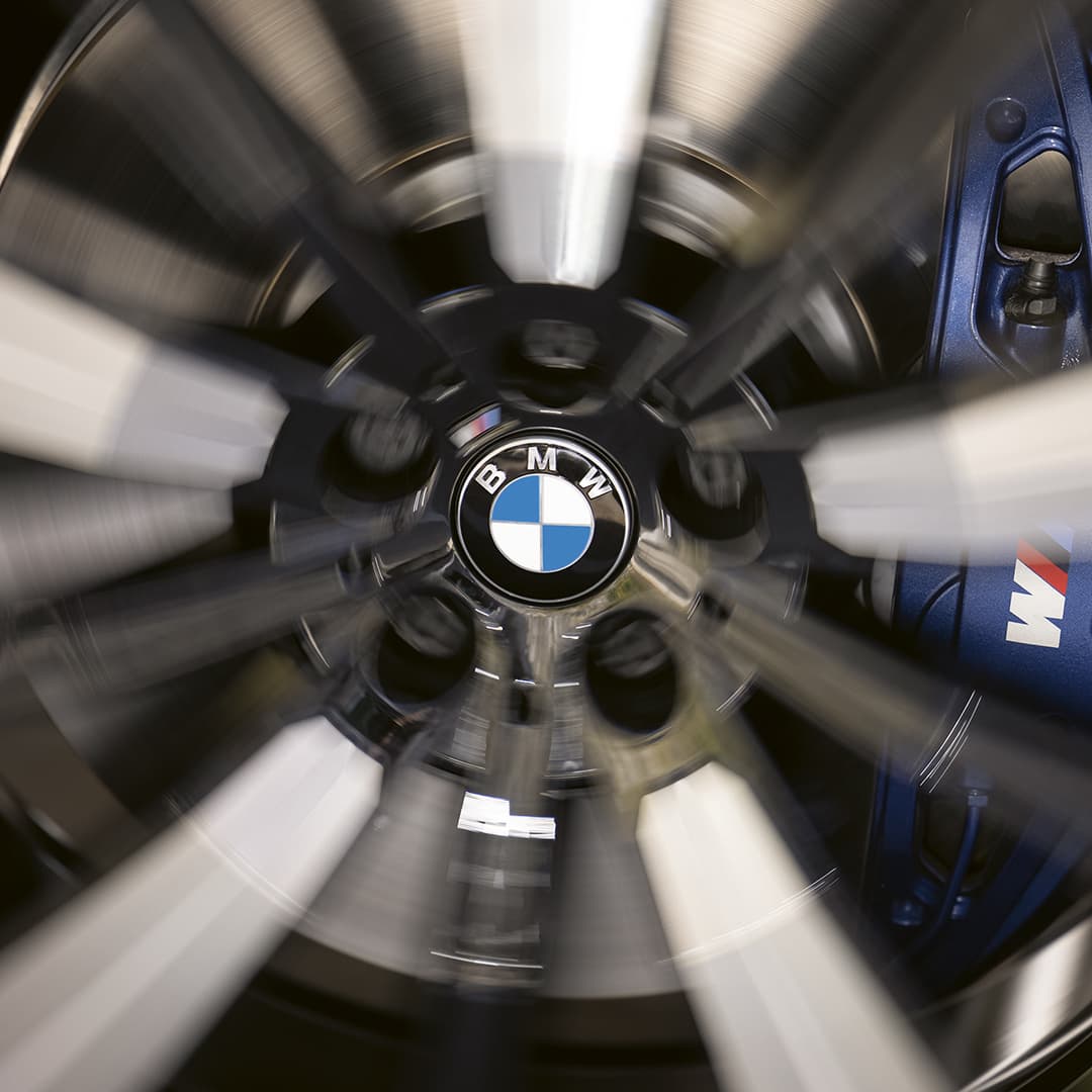 Floating Wheel Centre Caps